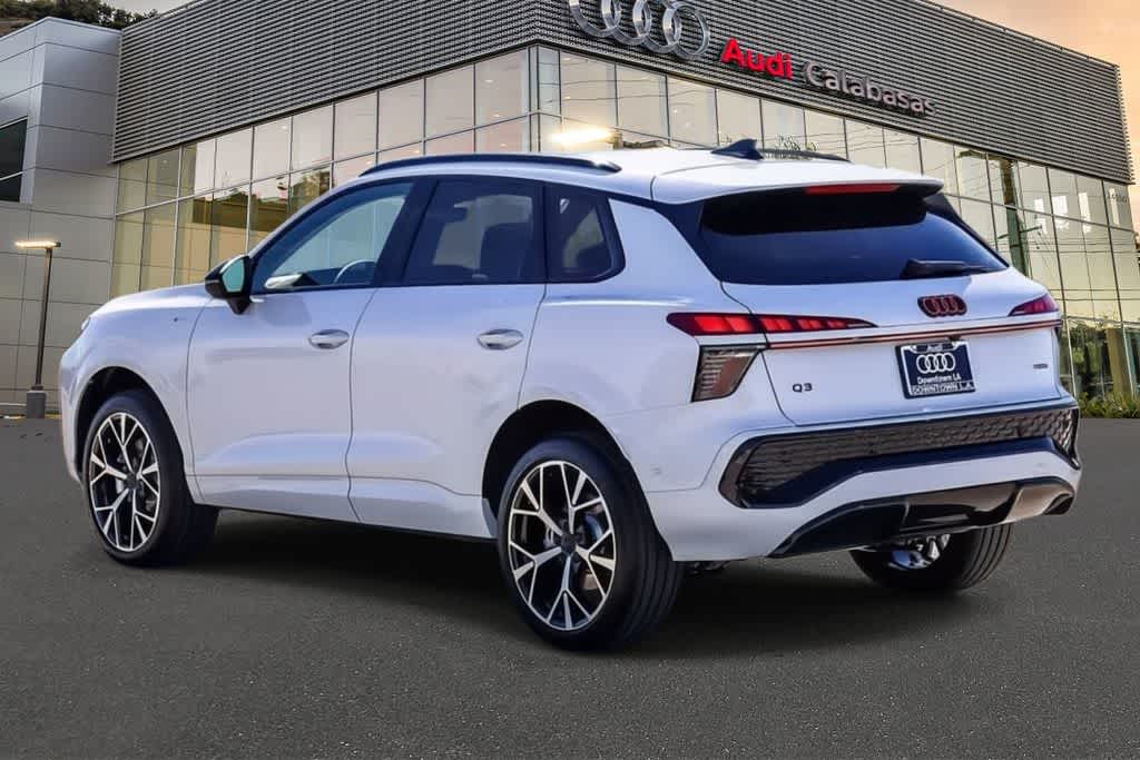 Thumbnail: 2026 Audi Q3 - 6