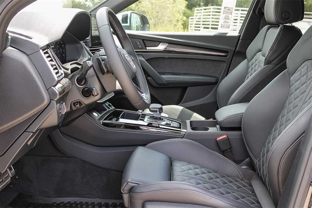 Thumbnail: 2024 Audi SQ5 - 20