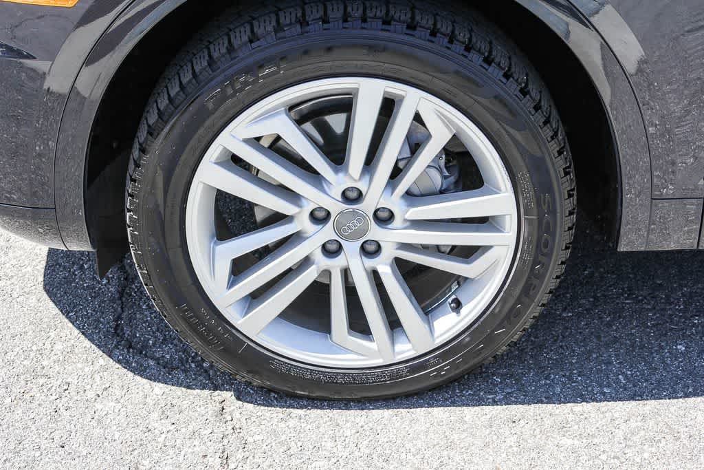 Thumbnail: 2019 Audi Q5 - 9