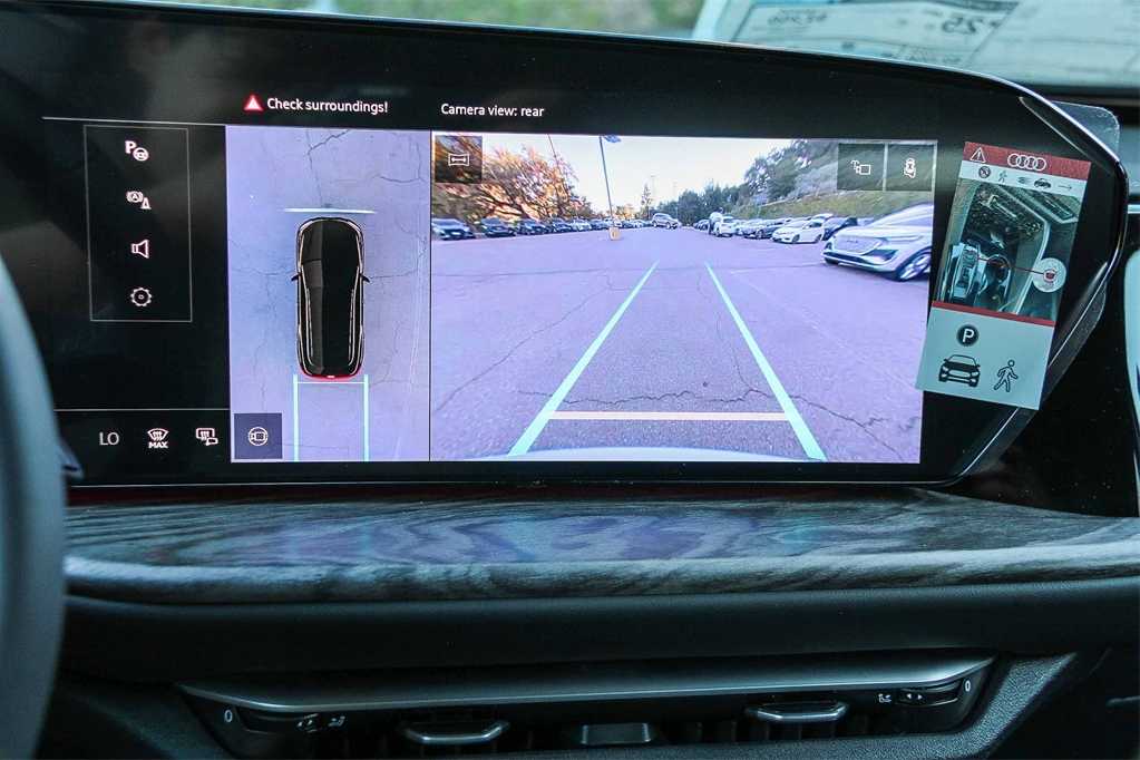 Thumbnail: 2025 Audi Q5 - 20