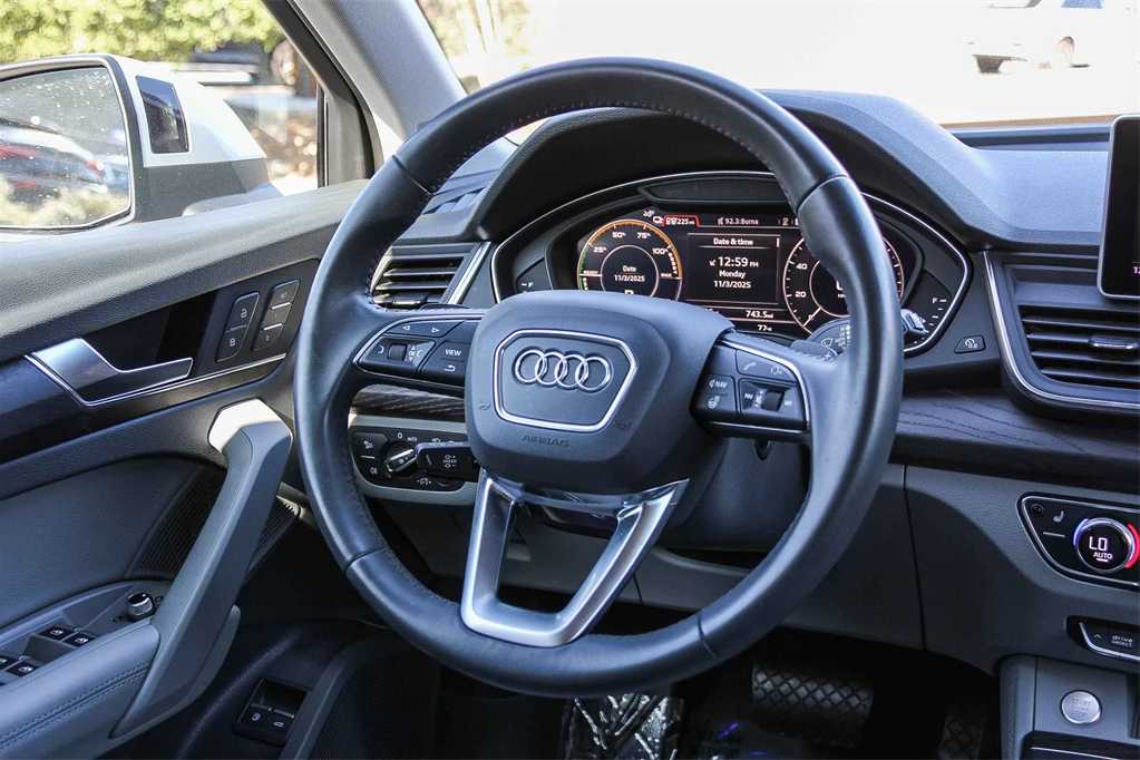 Thumbnail: 2020 Audi Q5 - 13