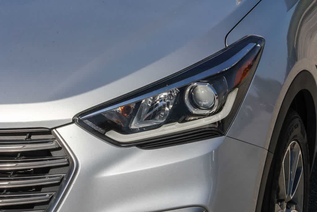 Thumbnail: 2017 Hyundai Santa Fe - 5