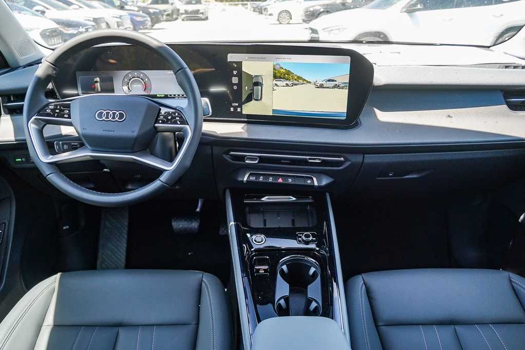 Thumbnail: 2026 Audi Q3 - 12