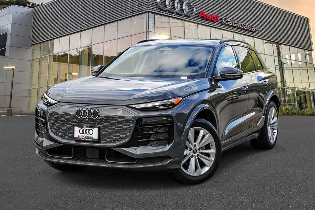 2025 Audi Q6 e-tron Premium -
                  Calabasas, CA