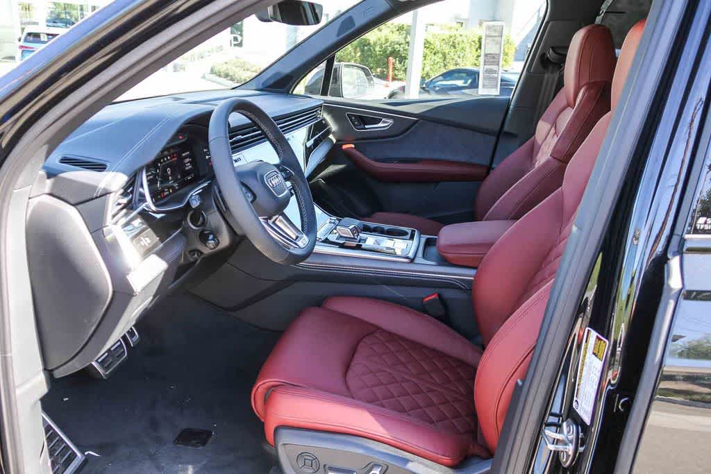 Thumbnail: 2026 Audi SQ7 - 19