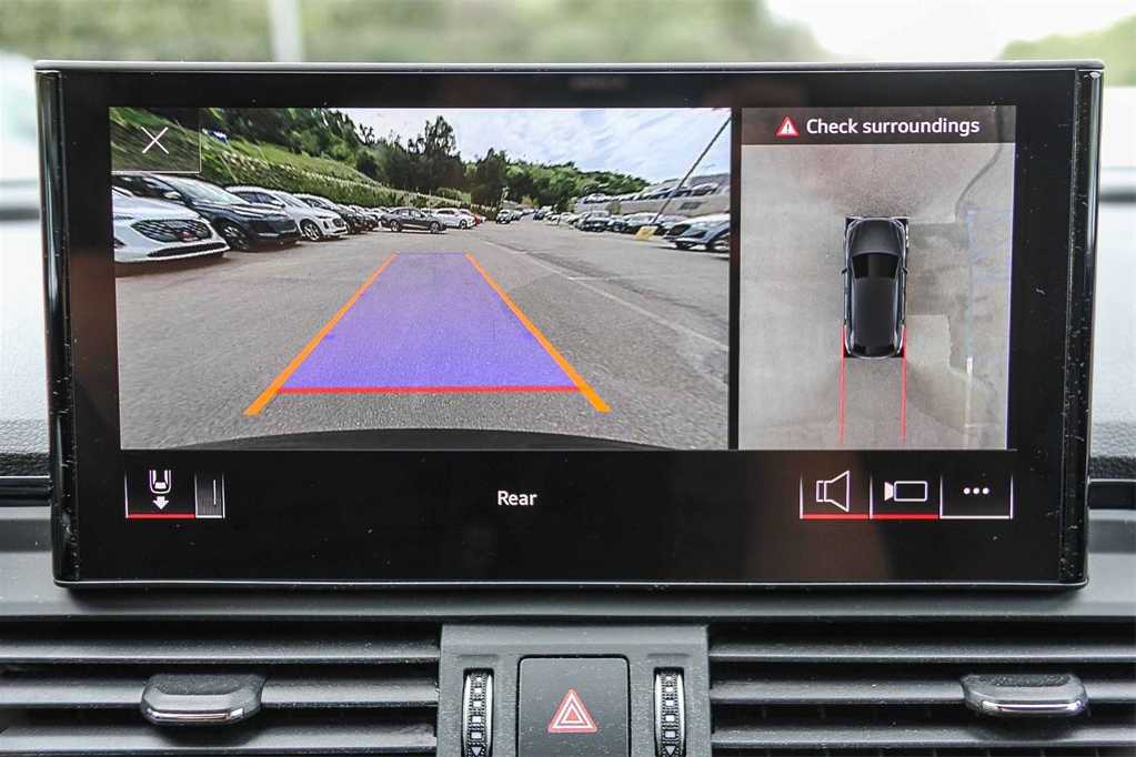 Thumbnail: 2025 Audi Q5 - 23