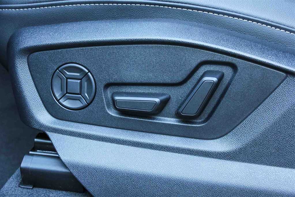 Thumbnail: 2025 Audi Q7 - 21