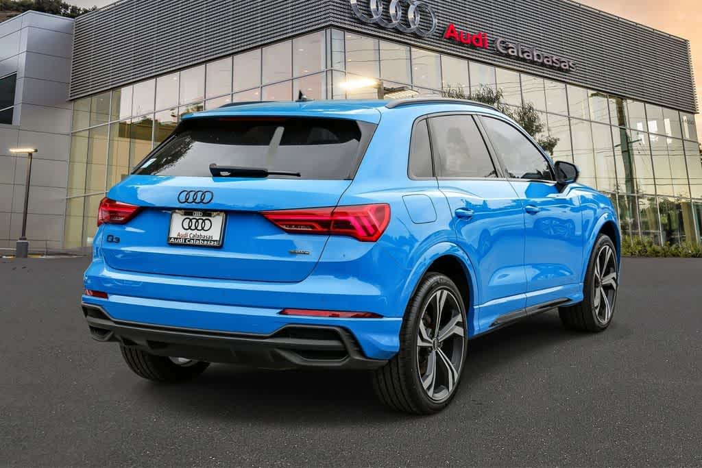 Thumbnail: 2023 Audi Q3 - 3