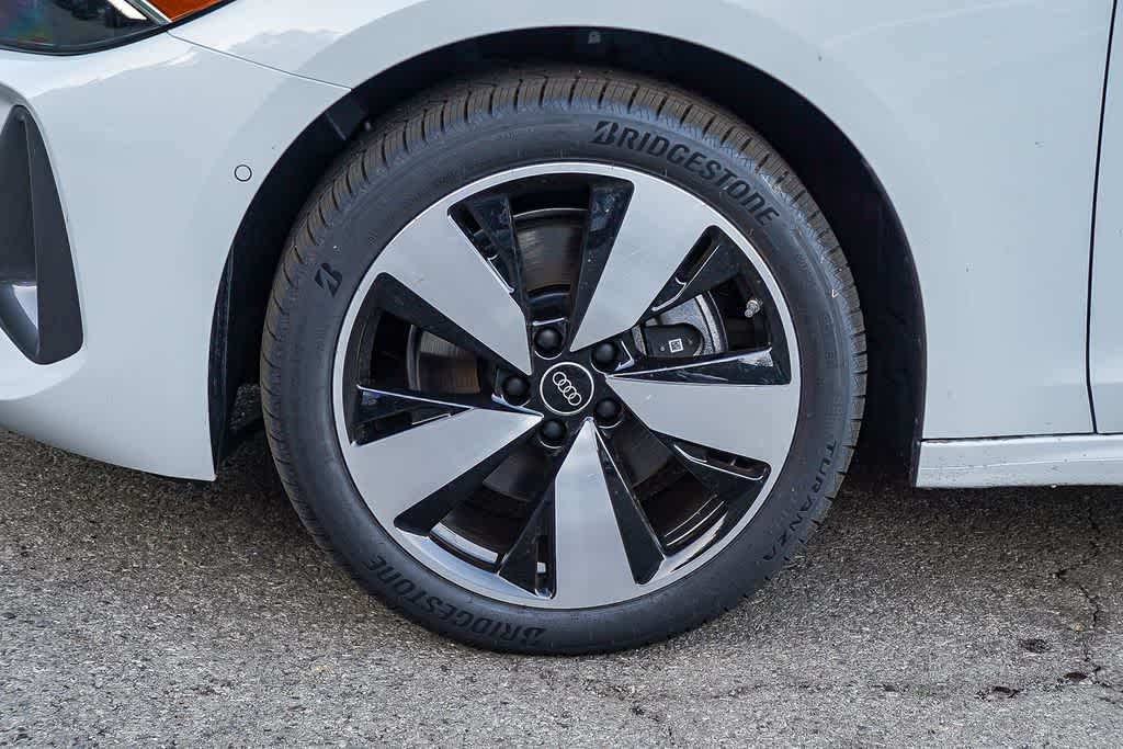 Thumbnail: 2025 Audi A5 - 10