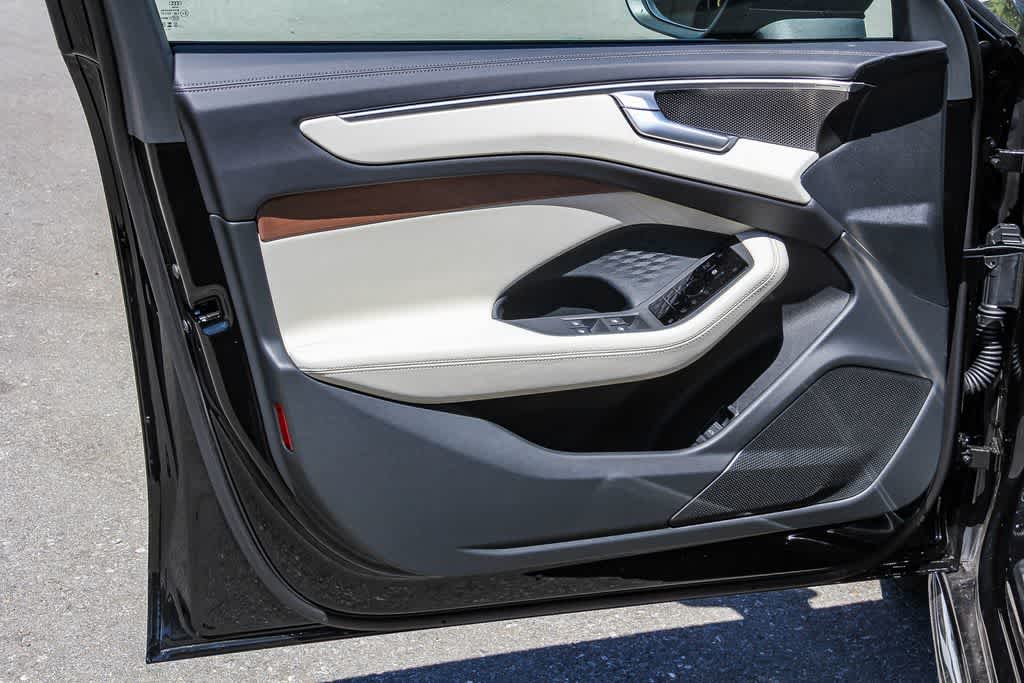 Thumbnail: 2026 Audi S5 - 22