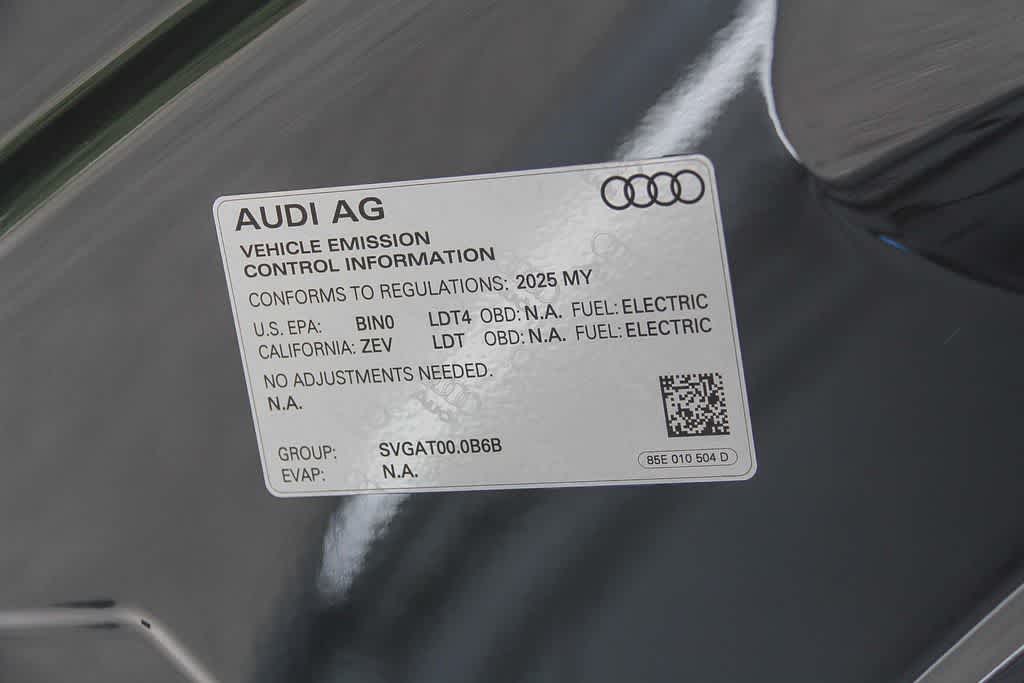 Thumbnail: 2025 Audi Q6 e-tron - 28