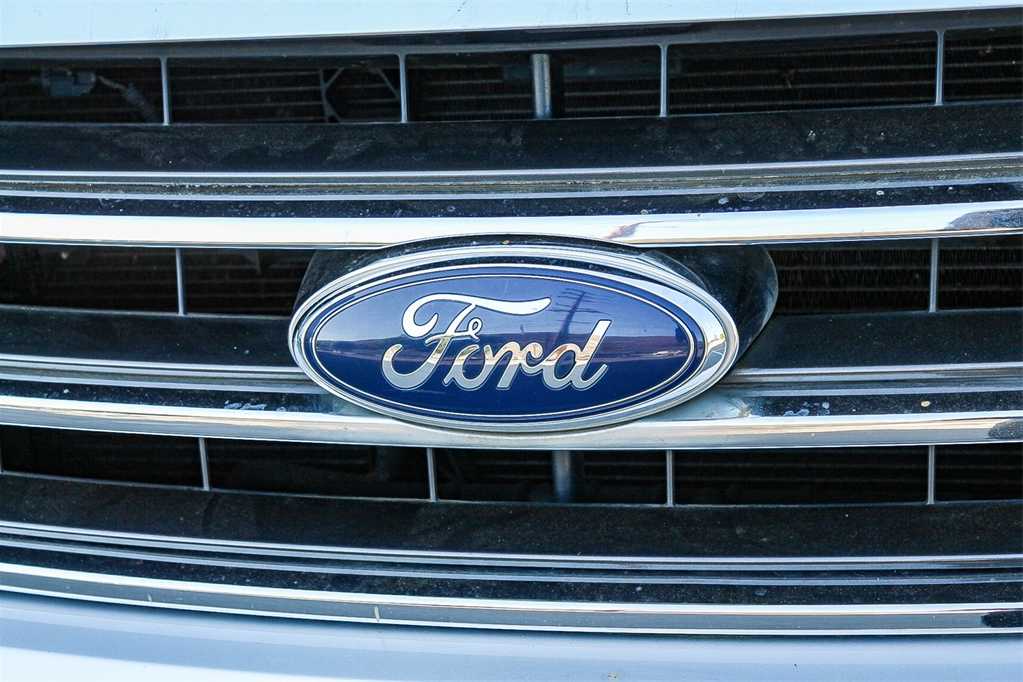 Thumbnail: 2015 Ford Expedition - 9