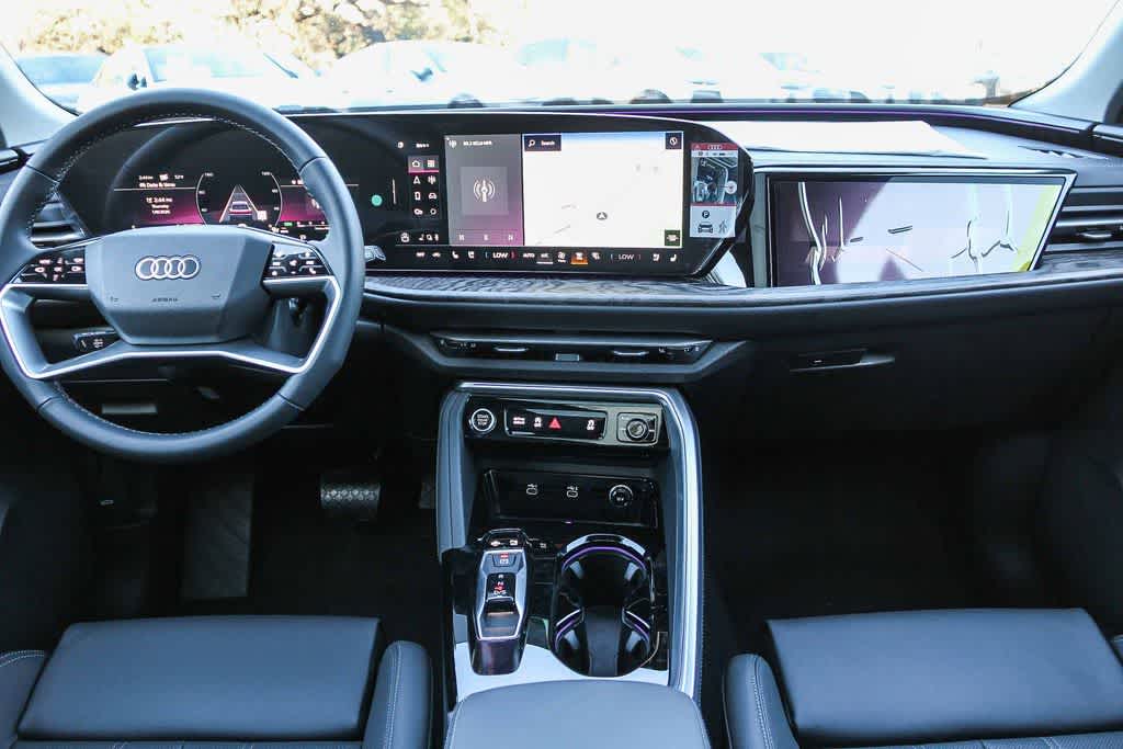 Thumbnail: 2025 Audi Q5 - 13