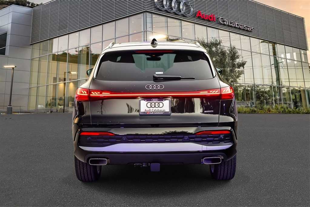 Thumbnail: 2025 Audi Q5 - 3