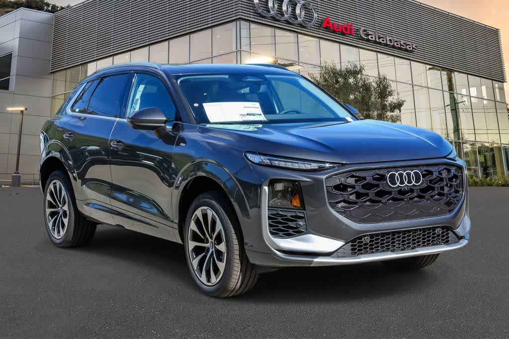 Thumbnail: 2026 Audi Q3 - 5