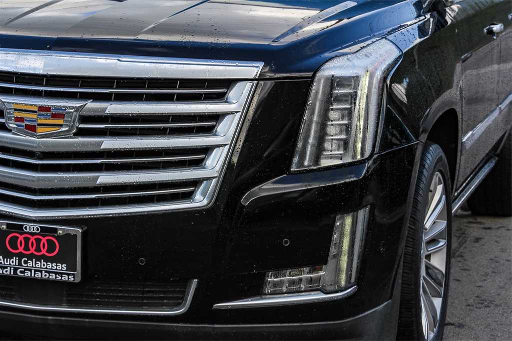 Thumbnail: 2017 Cadillac Escalade - 7