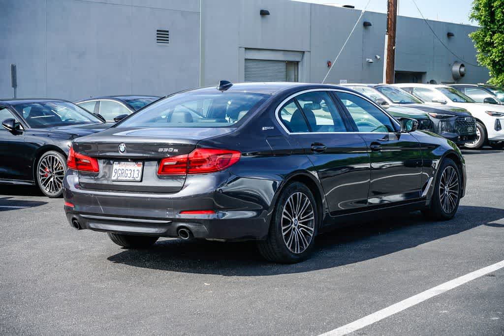 Thumbnail: 2019 BMW 5 Series - 4
