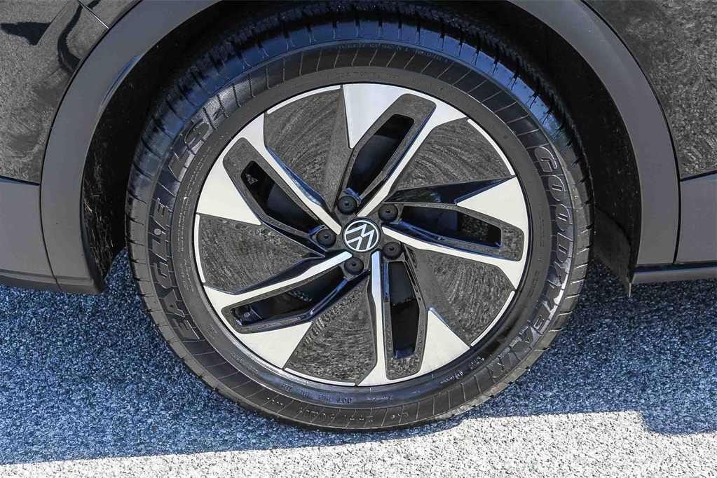 Thumbnail: 2022 Volkswagen ID.4 - 10