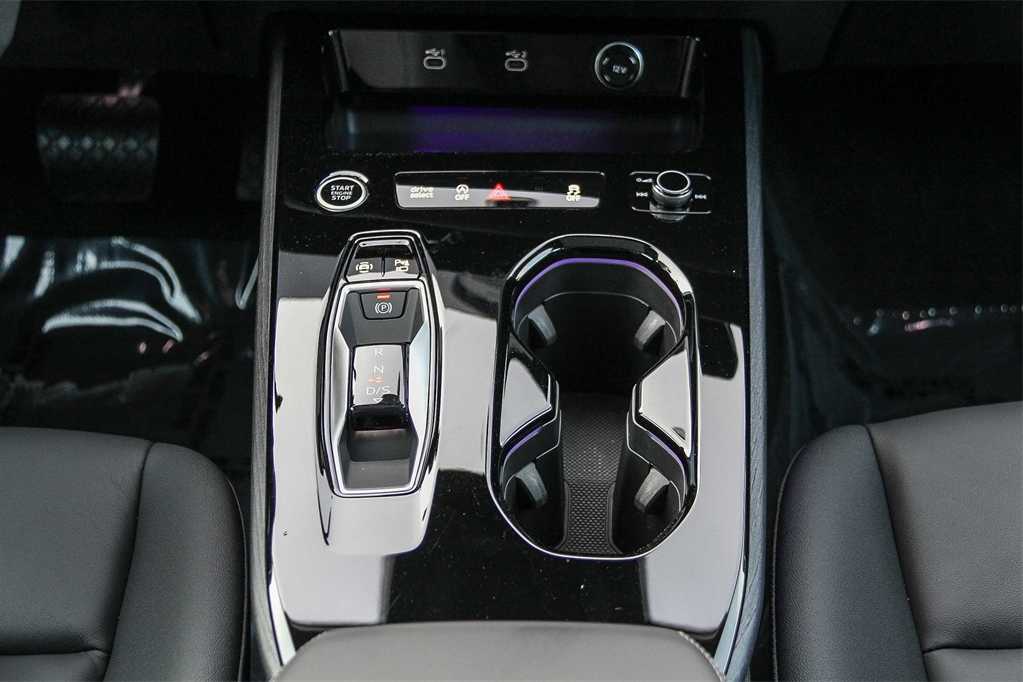 Thumbnail: 2025 Audi A5 - 11