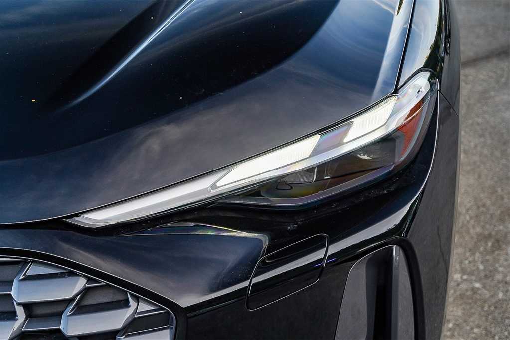 Thumbnail: 2025 Audi Q5 - 8