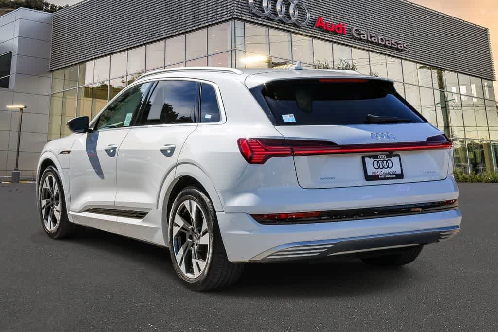 Thumbnail: 2023 Audi e-tron - 2