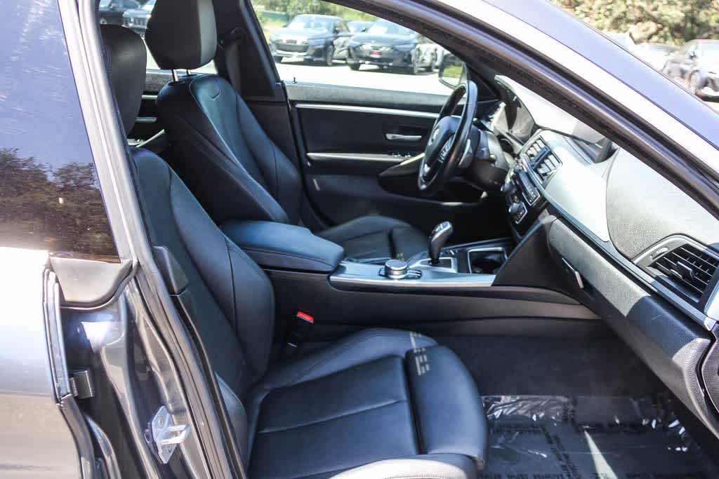 Thumbnail: 2019 BMW 4 Series - 18