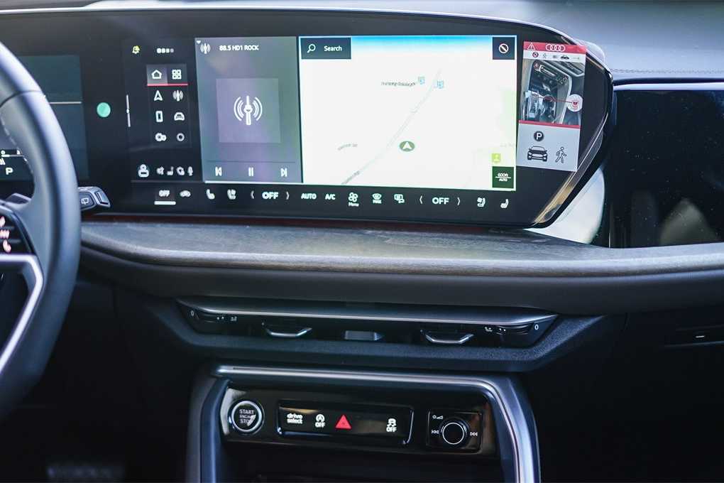 Thumbnail: 2025 Audi Q5 - 15