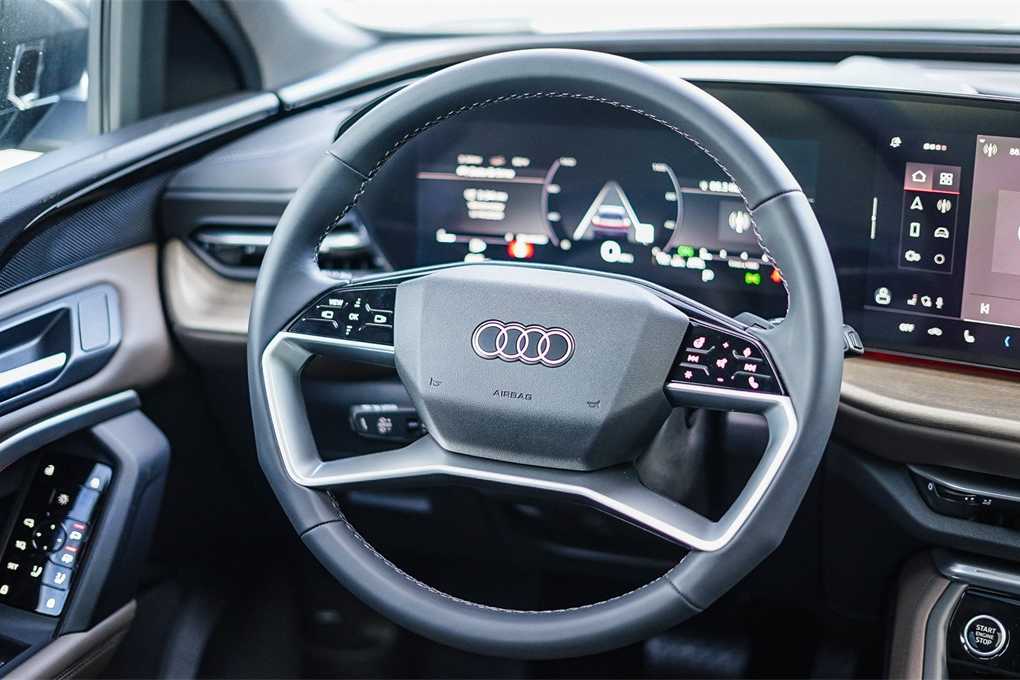 Thumbnail: 2025 Audi Q5 - 18