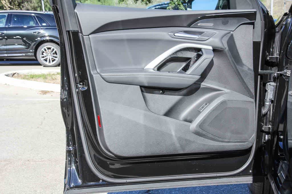 Thumbnail: 2025 Audi Q5 - 22