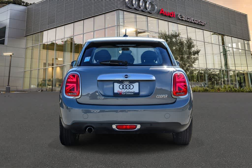 Thumbnail: 2019 MINI Cooper Hardtop - 3