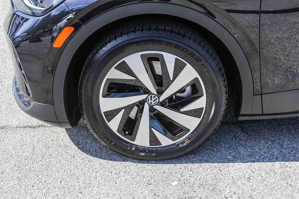 Thumbnail: 2023 Volkswagen ID.4 - 9