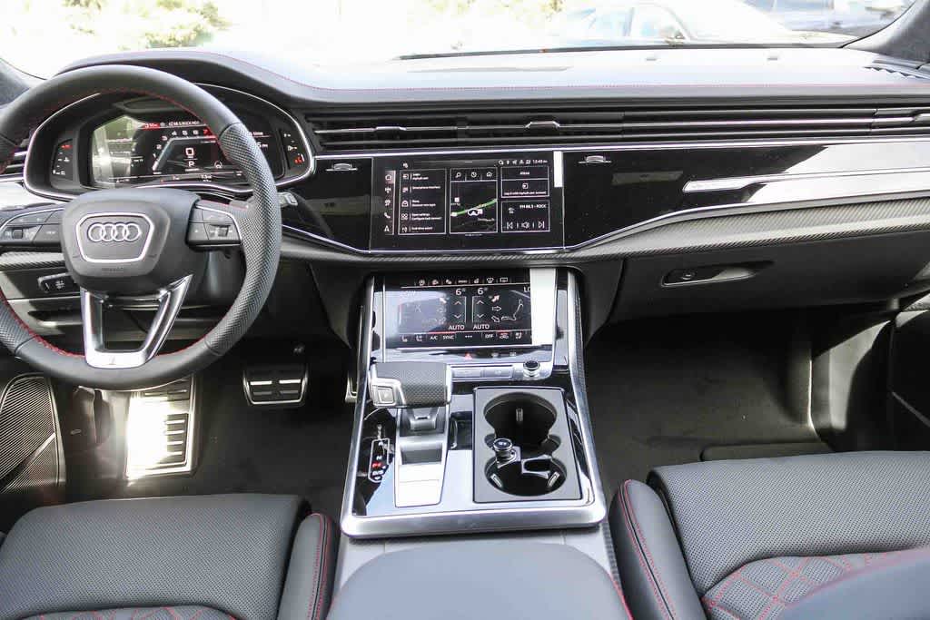 Thumbnail: 2026 Audi SQ8 - 13