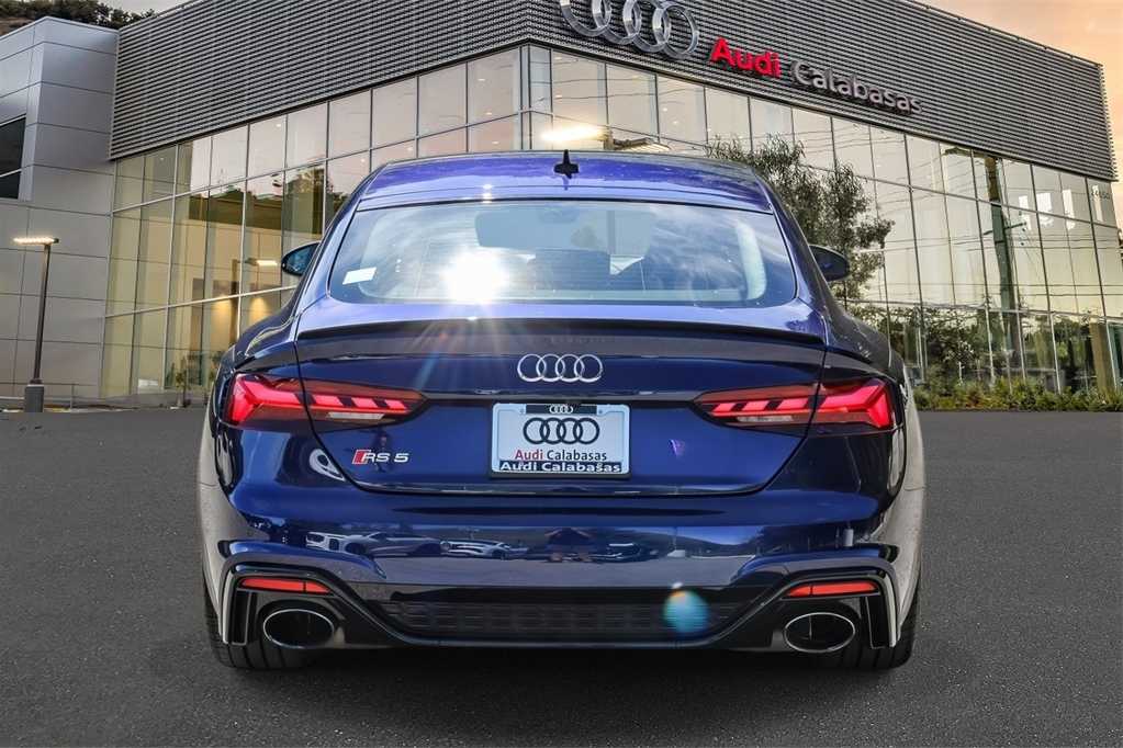 Thumbnail: 2022 Audi RS 5 - 3