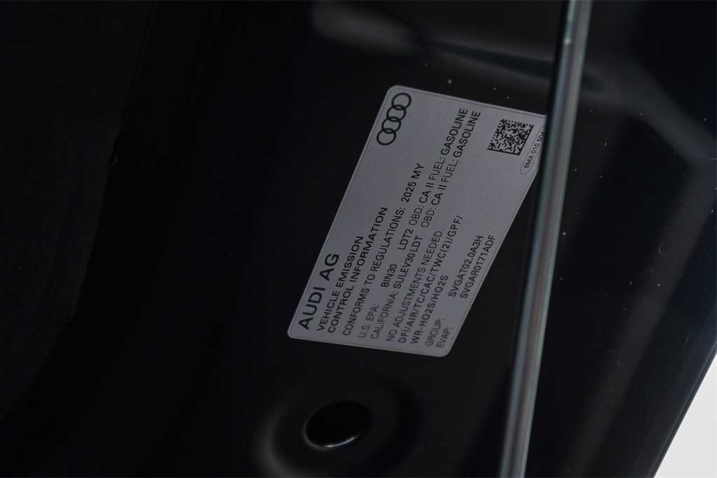 Thumbnail: 2025 Audi Q5 - 31