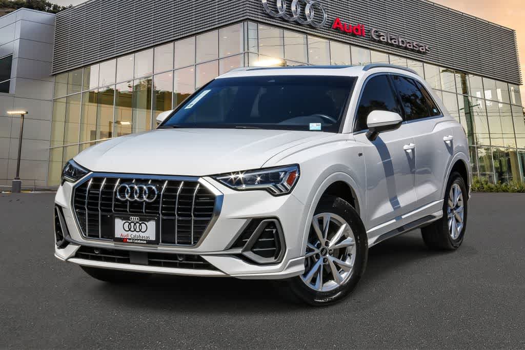 Thumbnail: 2023 Audi Q3 - 1
