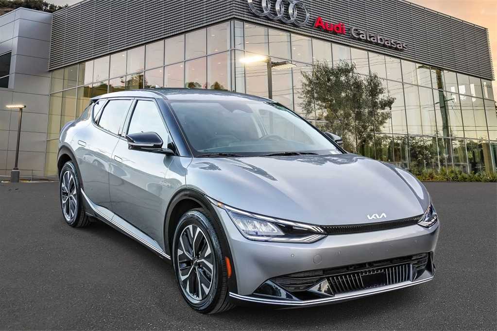 Thumbnail: 2024 Kia EV6 - 5