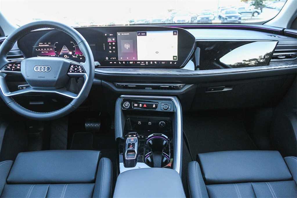 Thumbnail: 2025 Audi Q5 - 13