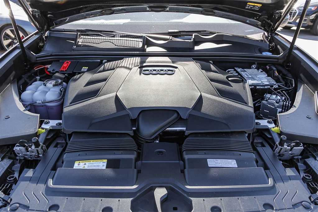 Thumbnail: 2026 Audi Q8 - 27