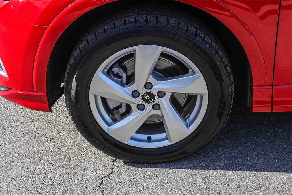 Thumbnail: 2022 Audi Q3 - 9