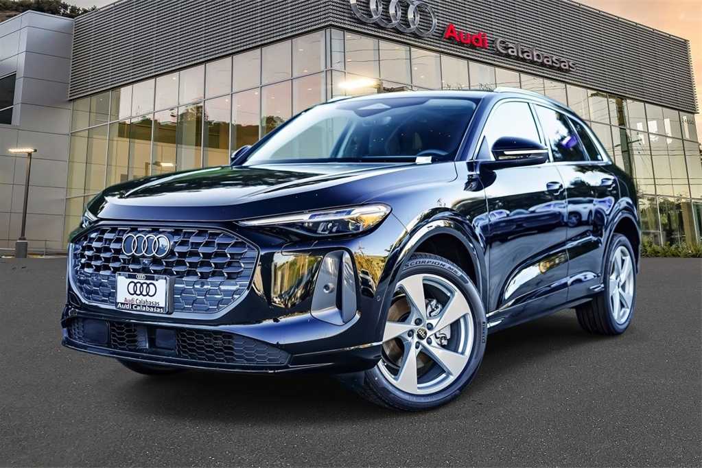 Thumbnail: 2025 Audi Q5 - 1