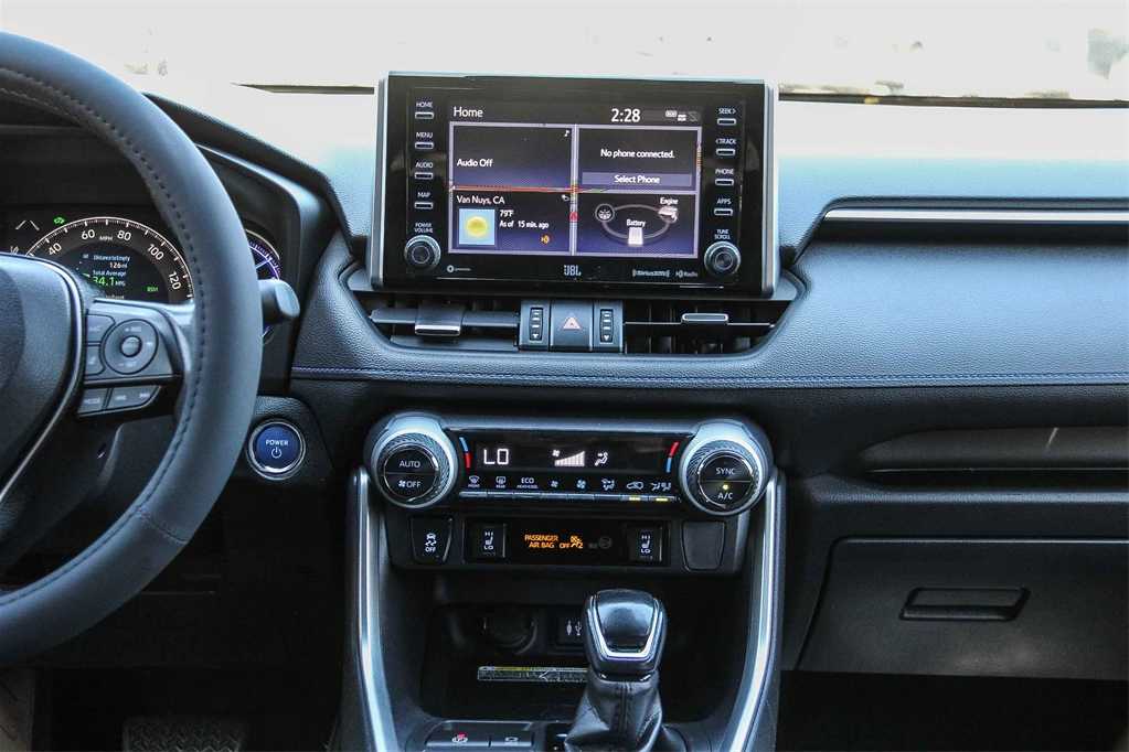 Thumbnail: 2019 Toyota RAV4 - 13