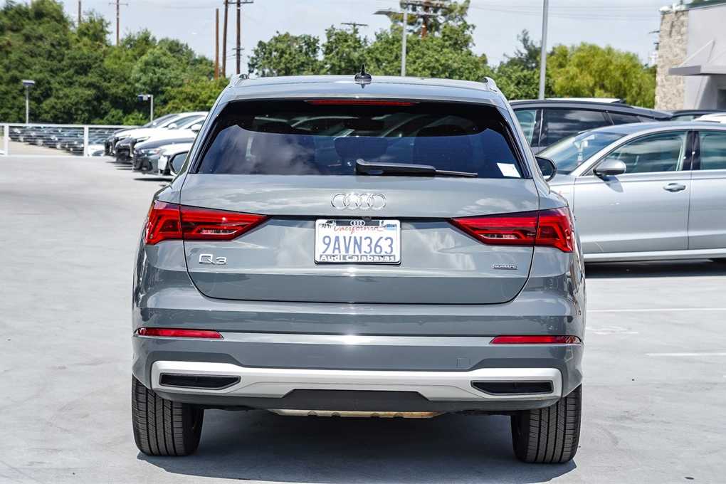 Thumbnail: 2022 Audi Q3 - 5