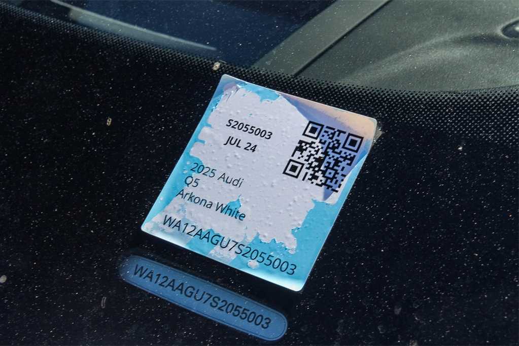 Thumbnail: 2025 Audi Q5 - 29