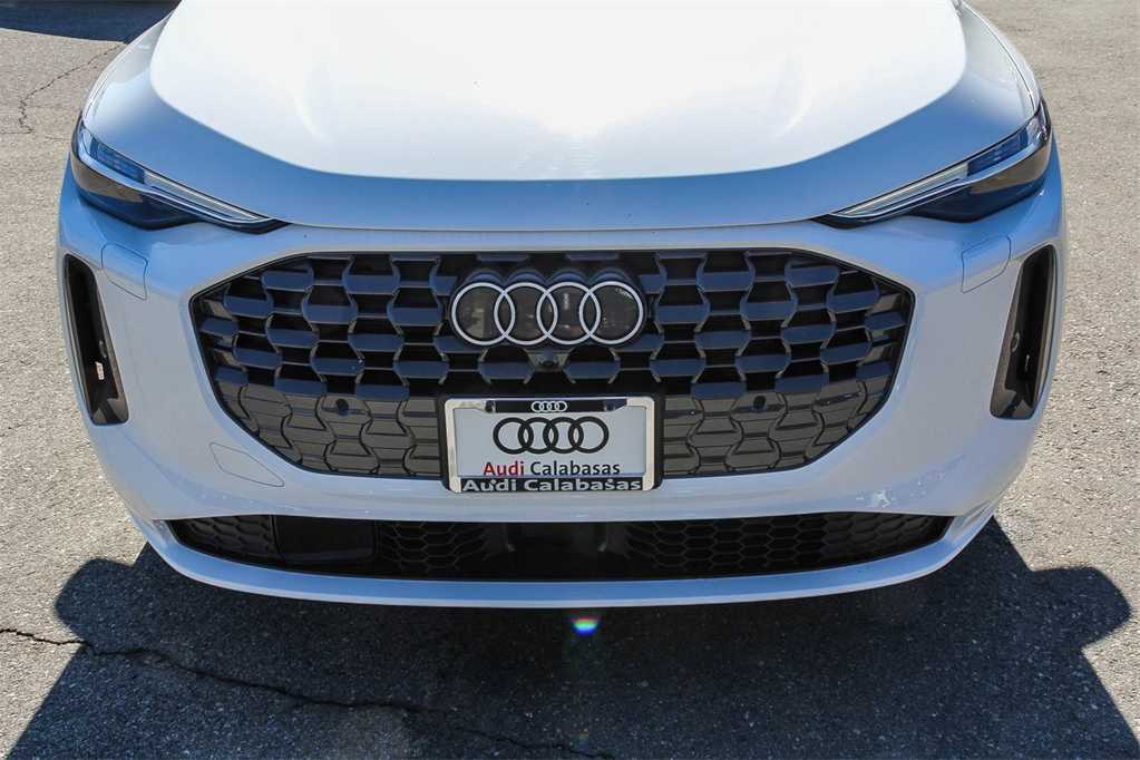 Thumbnail: 2025 Audi Q5 - 8