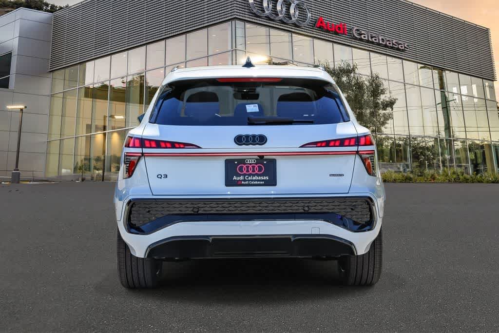 Thumbnail: 2026 Audi Q3 - 3