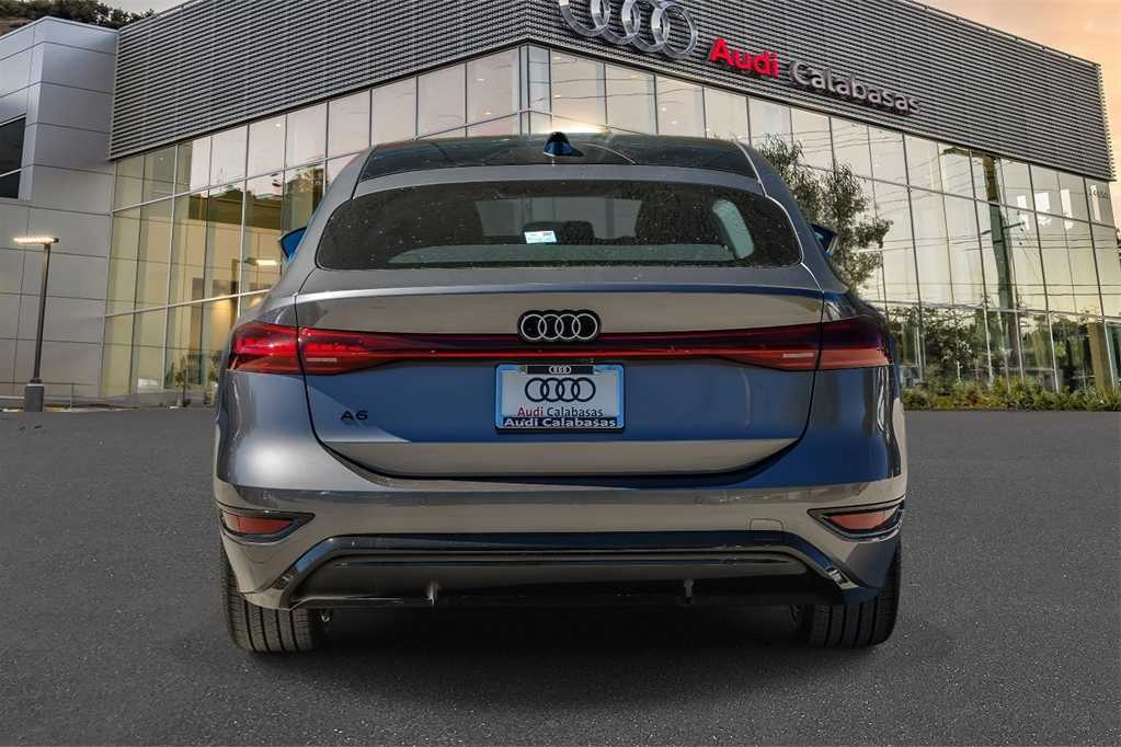 Thumbnail: 2025 Audi e-tron S - 5