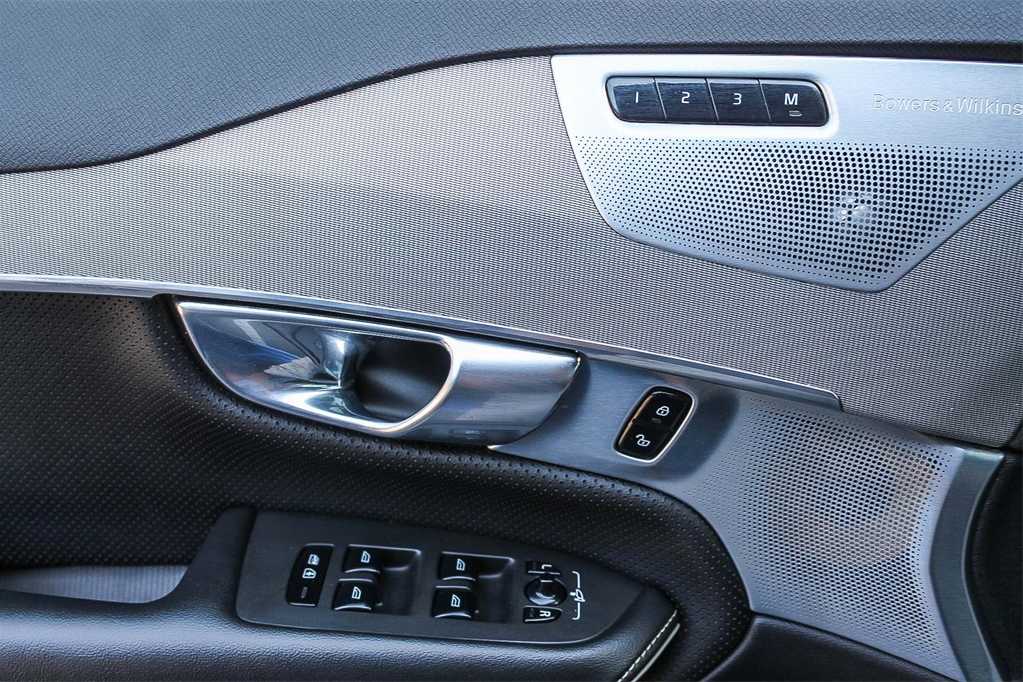 Thumbnail: 2017 Volvo XC90 - 23