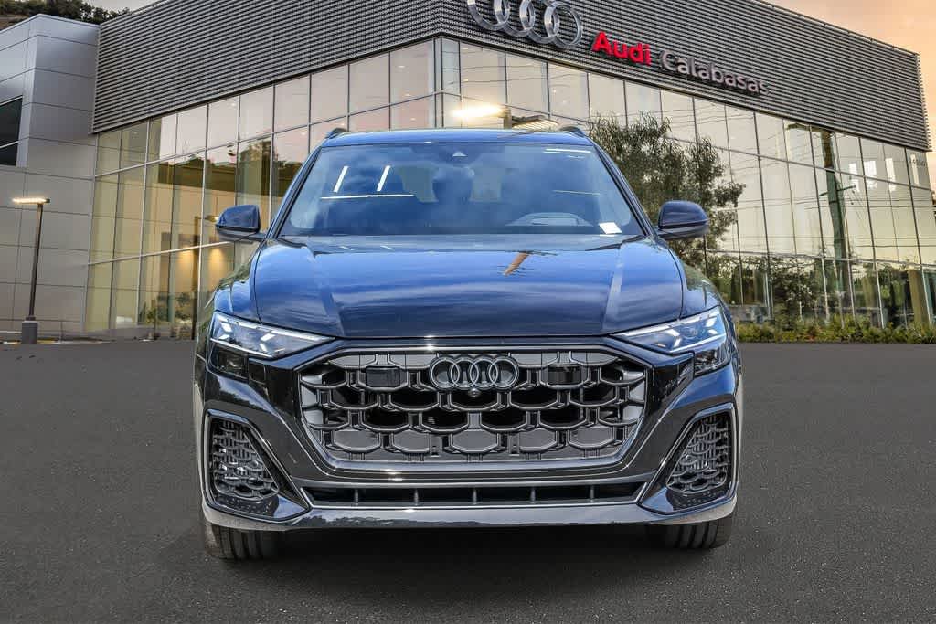 Thumbnail: 2026 Audi SQ8 - 6