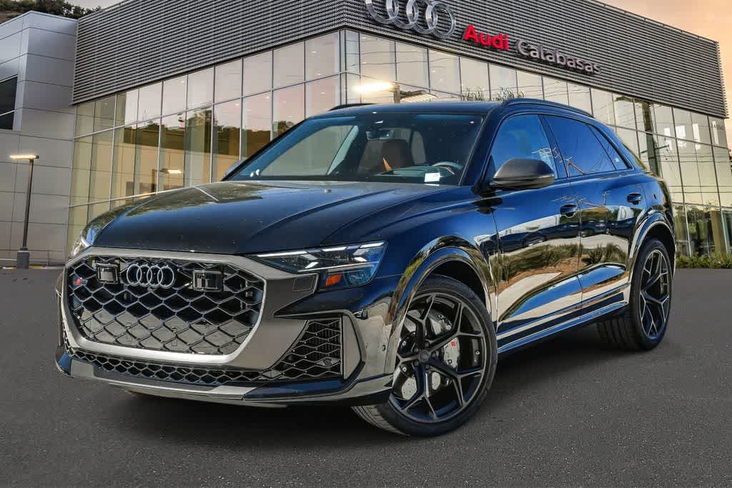 Thumbnail: 2026 Audi RS Q8 - 1