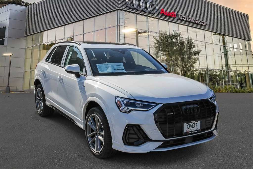 Thumbnail: 2025 Audi Q3 - 5